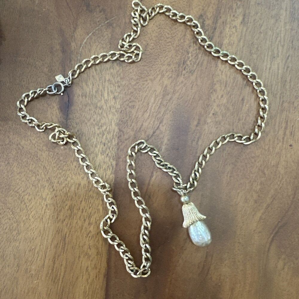 Vtg Sarah Coventry Necklace Baroque Faux Pearl Detachable 2" Pendant 30" Chain